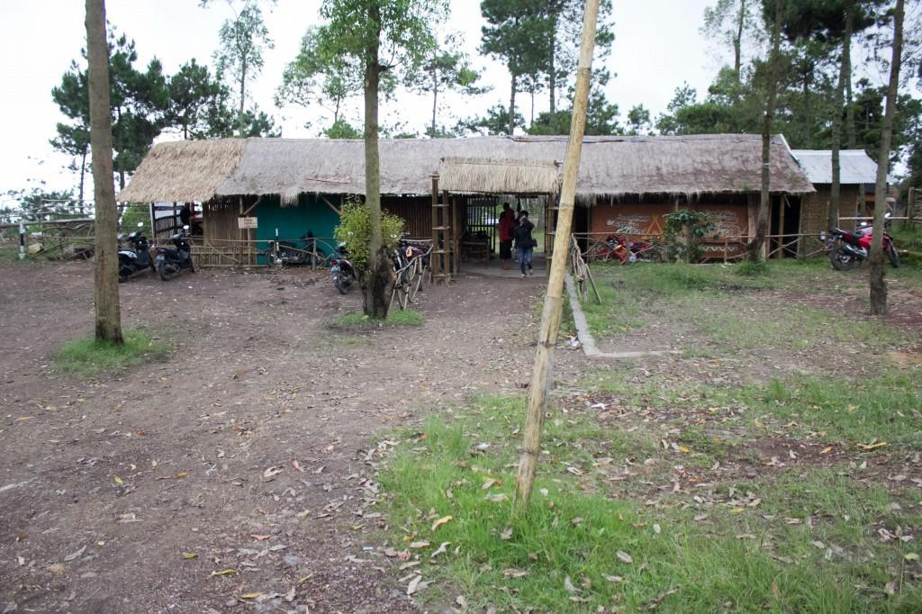 Papandayan Camping Ground Hotel Cileuleuy Екстериор снимка