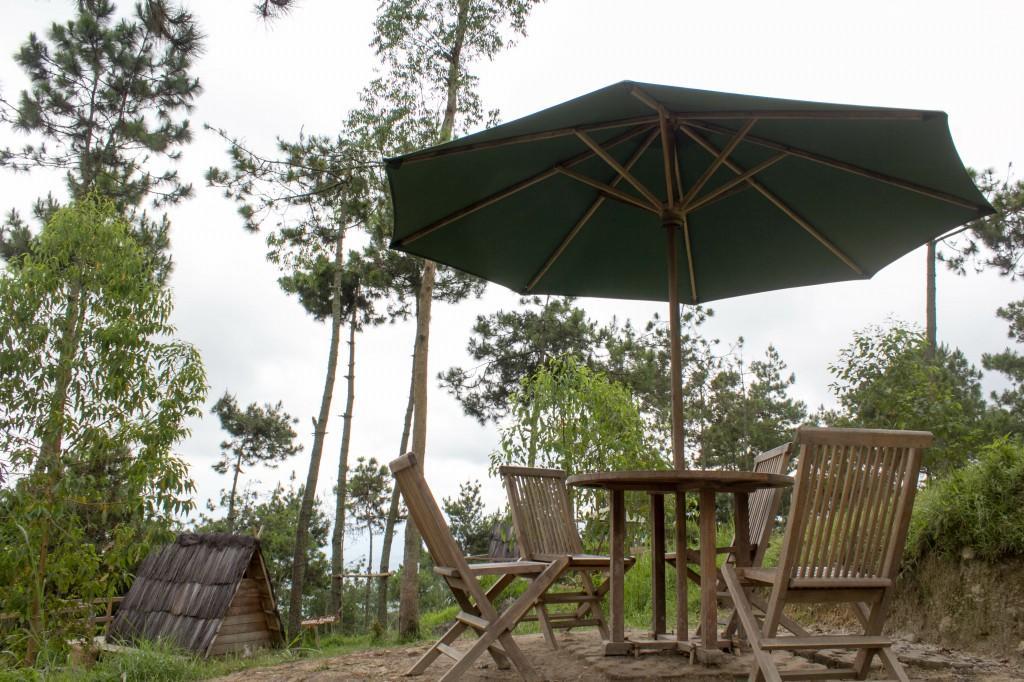 Papandayan Camping Ground Hotel Cileuleuy Екстериор снимка